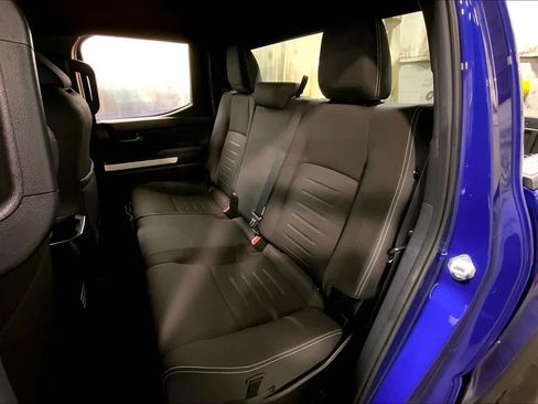 Used 2024 Toyota Tacoma TRD Off-Road image 20