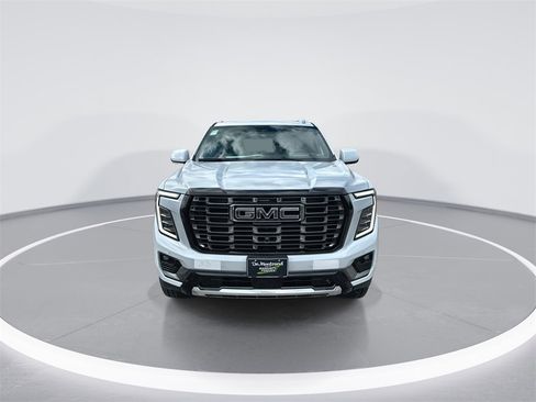 New 2026 GMC Yukon XL Denali Ultimate w/ LPO, Floor Liner Package image 3