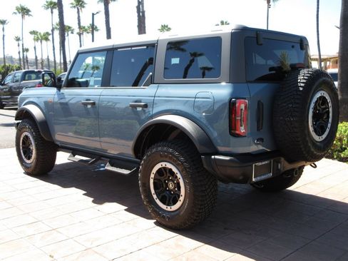 Used 2023 Ford Bronco Badlands w/ Sasquatch Package AWD/4WD image 2
