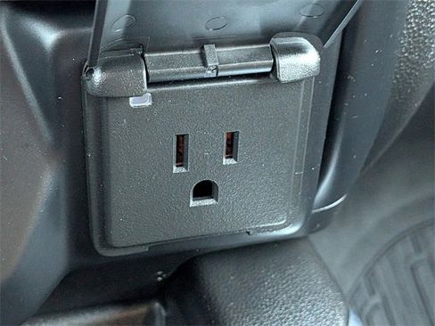 Used 2021 GMC Sierra 1500 SLT w/ SLT Premium Package image 24