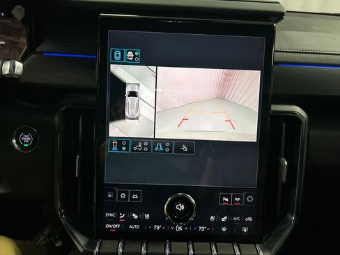 New 2026 GMC Acadia AT4 w/ Luxury Package AWD/4WD image 16