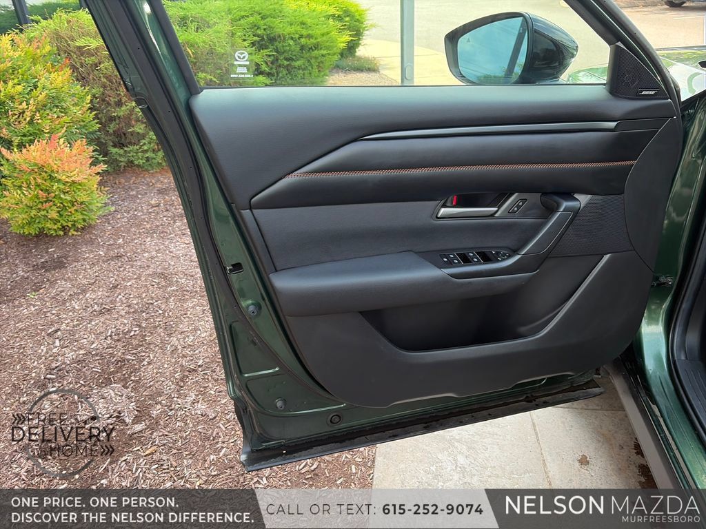 Certified 2026 MAZDA CX-50 AWD 2.5 S w/ Premium Package image 22