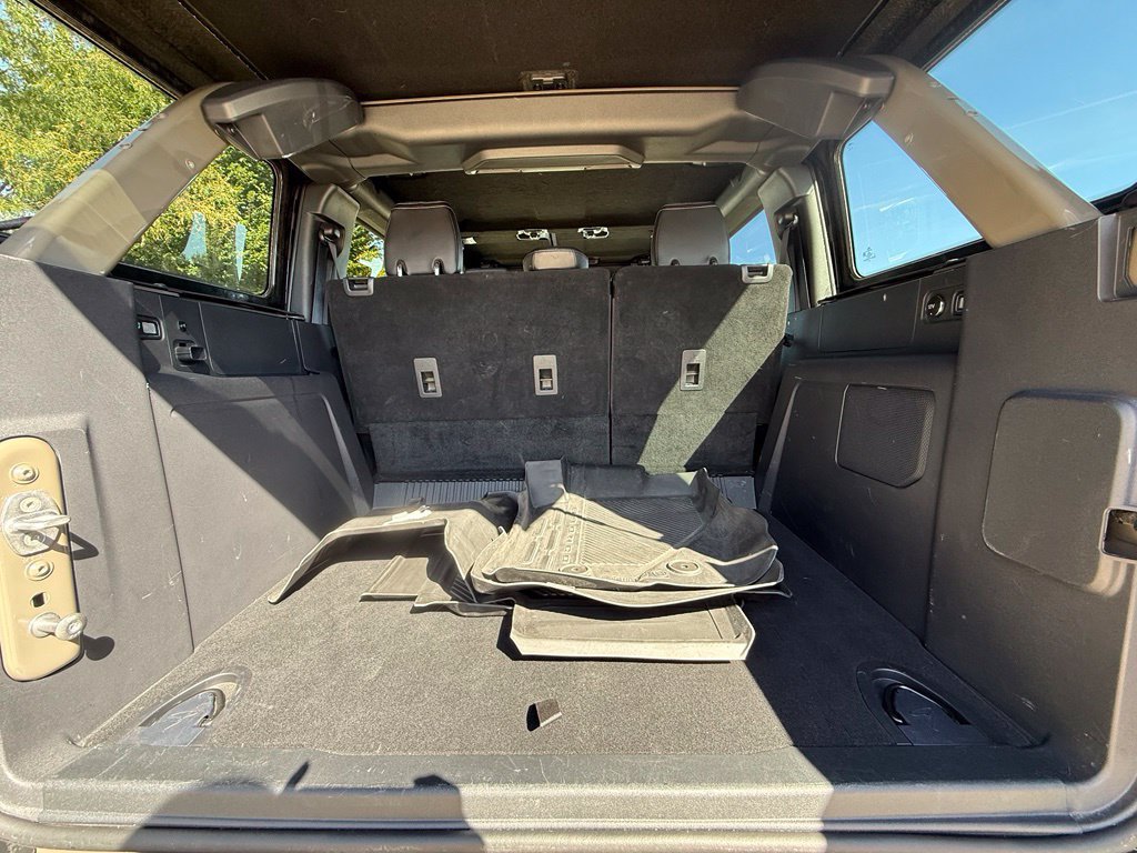 Used 2025 Ford Bronco Outer Banks AWD/4WD image 21
