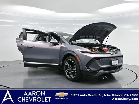 New 2025 Chevrolet Equinox EV LT w/ Convenience Package II AWD/4WD image 40