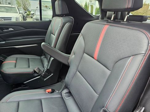 Used 2024 Chevrolet Traverse RS w/ LPO, Floor Liner Package image 20