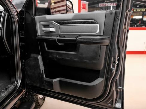 Used 2022 RAM 2500 Big Horn AWD/4WD image 48