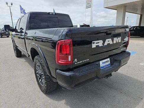 Used 2025 RAM 2500 Limited AWD/4WD image 5
