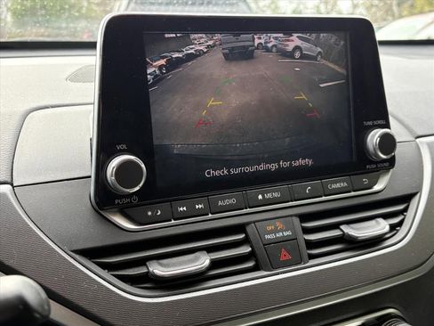 Used 2023 Nissan Altima 2.5 SR image 9