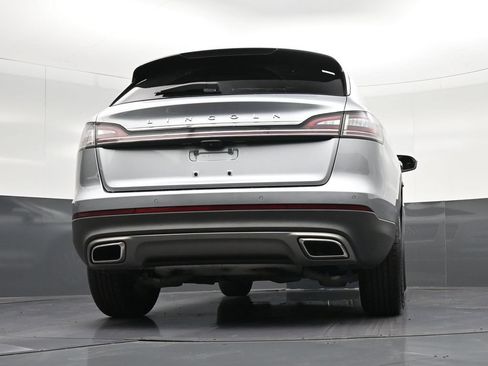 Used 2021 Lincoln Nautilus FWD image 31