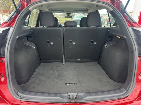 Used 2022 Nissan Kicks SV image 21