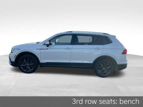 Used 2023 Volkswagen Tiguan SE image 4