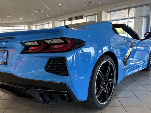 Used 2024 Chevrolet Corvette Stingray Preferred Conv w/ Battery Protection Package RWD image 4