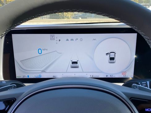 New 2025 Hyundai Ioniq 6 SEL RWD image 13