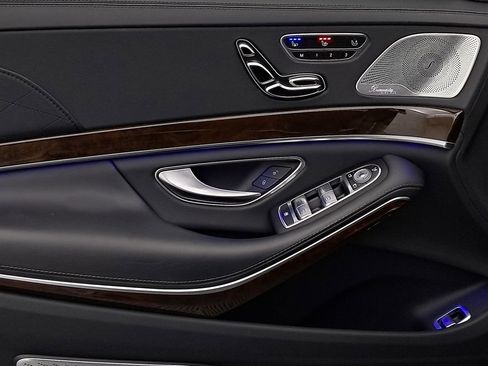 Used 2016 Mercedes-Benz Maybach S 600 image 26