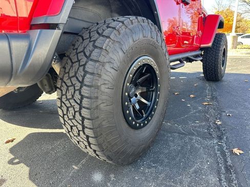 Used 2021 Jeep Wrangler Unlimited Rubicon image 6