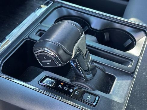 Used 2023 Ford F150 Lariat w/ Equipment Group 502A High image 16