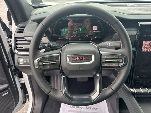 New 2026 GMC Acadia AT4 w/ Luxury Package AWD/4WD image 11