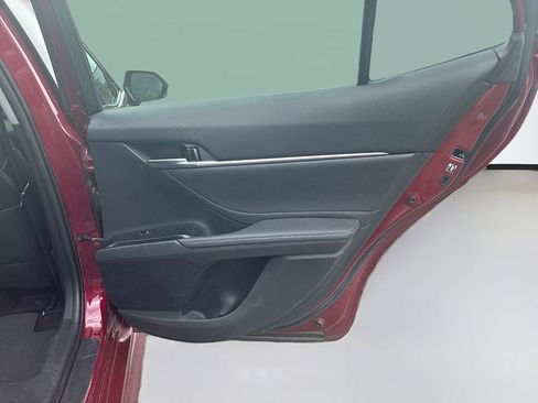 Used 2018 Toyota Camry XSE w/ Audio Package FWD image 15