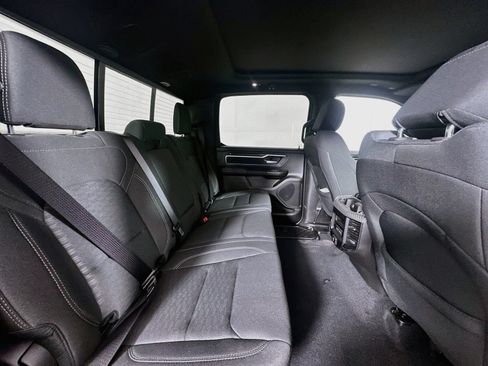 New 2026 RAM 1500 4x4 Crew Cab image 28