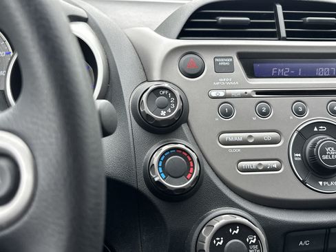 Used 2012 Honda Fit image 13