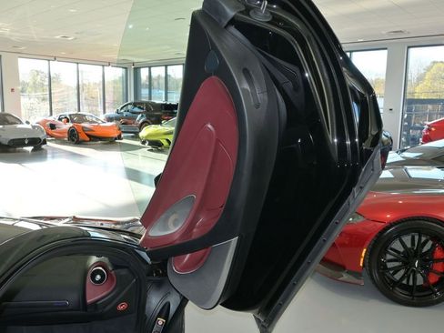Used 2025 McLaren GTS RWD image 20