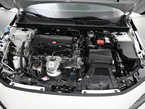 Certified 2024 Honda Civic Sport image 18