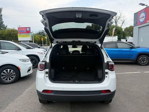 Used 2025 Jeep Compass Limited AWD/4WD image 45