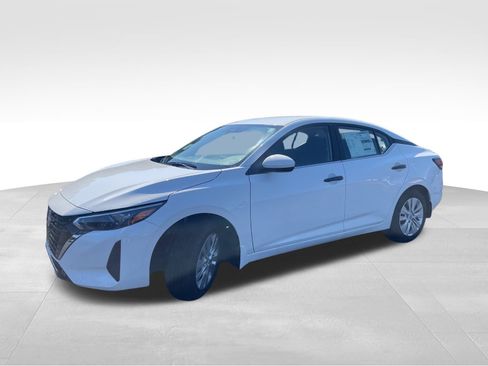 New 2025 Nissan Sentra S image 4