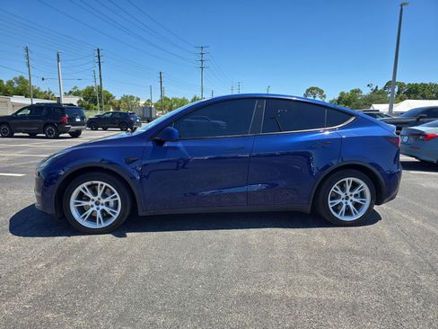 Used 2022 Tesla Model Y Long Range AWD/4WD image 6