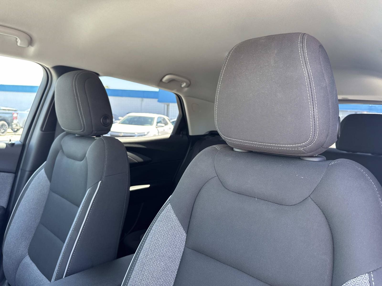 Used 2023 Chevrolet TrailBlazer LT w/ Convenience Package FWD image 25
