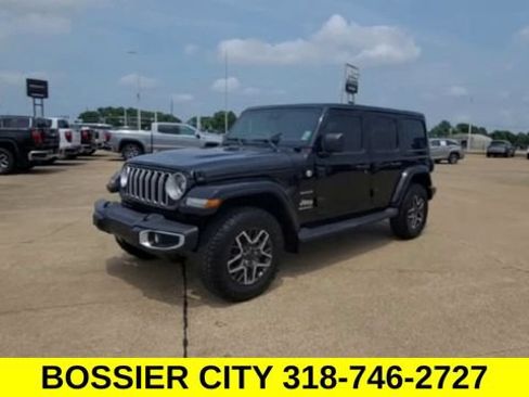 Used 2024 Jeep Wrangler Unlimited Sahara w/ Safety Group AWD/4WD image 4