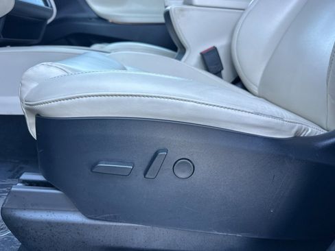Used 2020 Tesla Model X Performance image 13