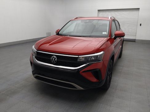 Used 2023 Volkswagen Taos SE w/ Black Wheel Package FWD image 15