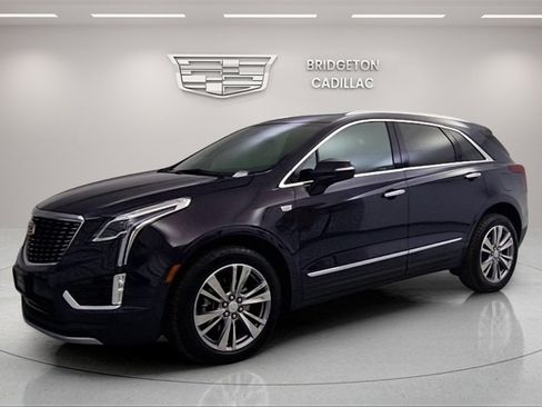Used 2025 Cadillac XT5 Premium Luxury image 3