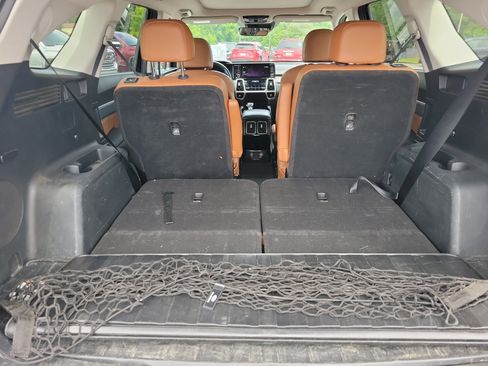 Used 2021 Kia Sorento SX Prestige AWD/4WD image 16