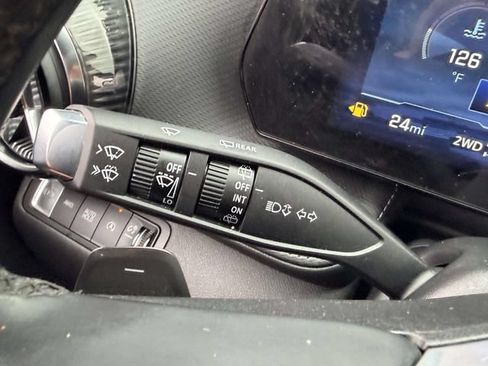 Used 2025 Chevrolet Equinox LT w/ Convenience Package II AWD/4WD image 29