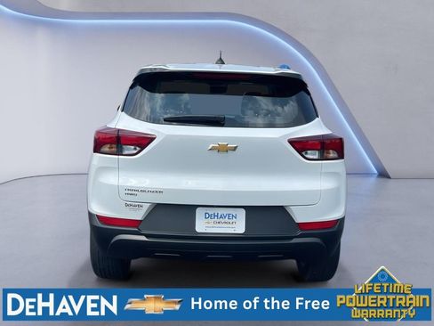 Used 2023 Chevrolet TrailBlazer LS AWD/4WD image 5