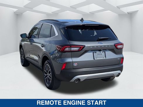 New 2025 Ford Escape SE image 7