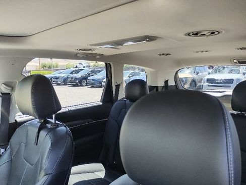 Certified 2022 Kia Telluride EX w/ EX Premium Package AWD/4WD image 21