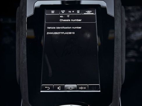 Used 2023 Lamborghini Huracan Tecnica image 70