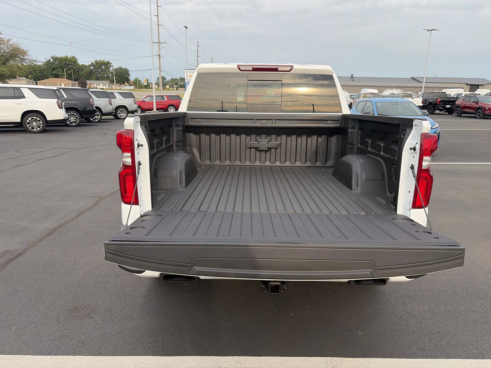 New 2026 Chevrolet Silverado 1500 RST w/ RST All Star Premium Package AWD/4WD image 6