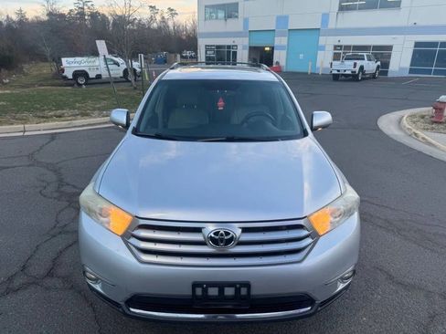 Used 2013 Toyota Highlander Limited image 28