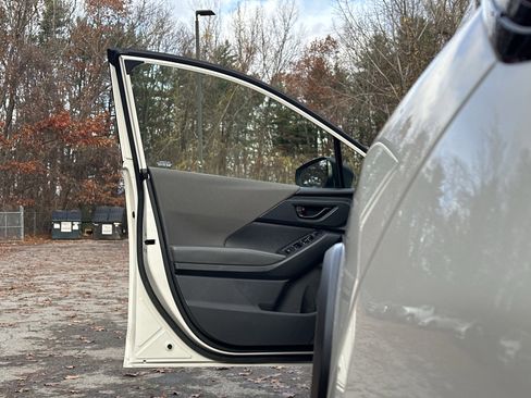 Used 2024 Subaru Crosstrek 2.0i Premium image 30