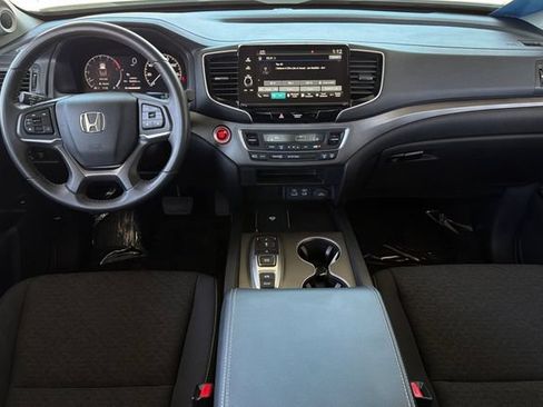 Certified 2025 Honda Ridgeline Sport image 16