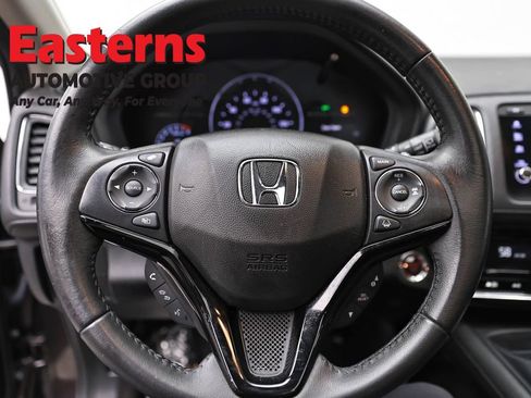 Used 2021 Honda HR-V EX-L image 10