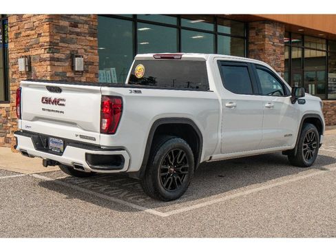 Used 2023 GMC Sierra 1500 Elevation w/ X31 Off-Road Package AWD/4WD image 3