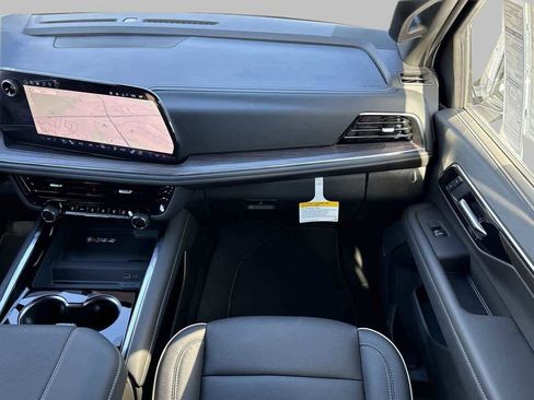 New 2026 Chevrolet Tahoe Premier image 16