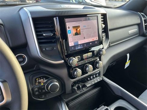 New 2026 RAM 1500 4x4 Crew Cab image 23