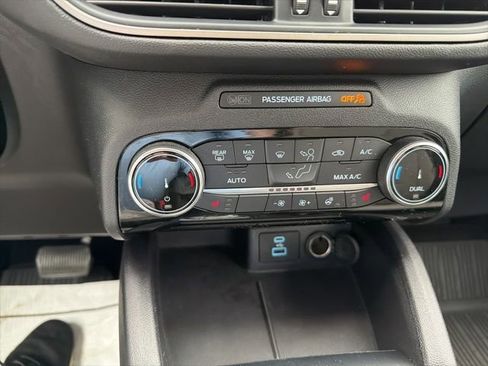 Used 2022 Ford Escape SE w/ Convenience Package AWD/4WD image 20
