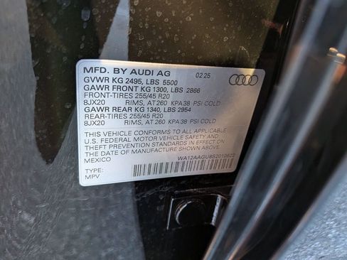 New 2025 Audi Q5 Premium Plus image 17